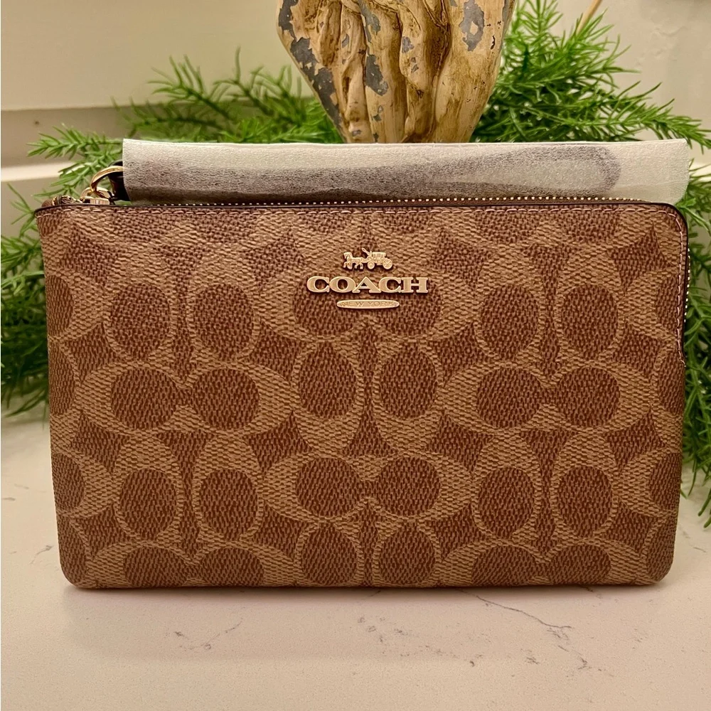 Coach Signature Tan Wristlet Clutch - Picture 3 of 5